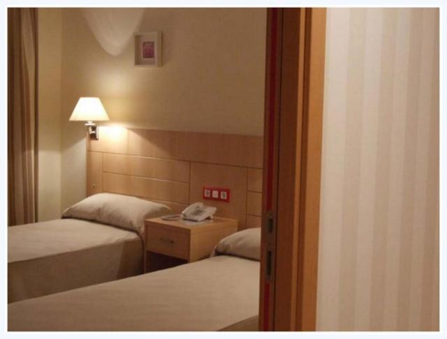 Hotel Villa De Zaragoza Casetas Quarto foto
